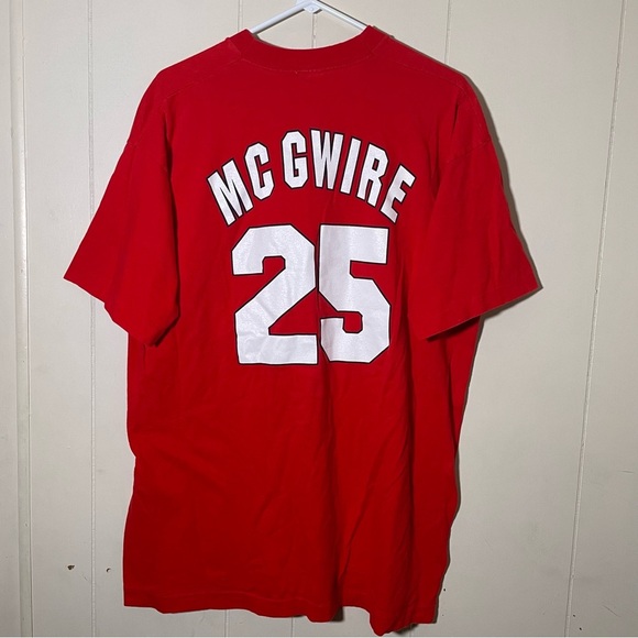 Vintage 90s Majestic St. Louis Cardinals Mark McGwire Red Graphic Tee - Picture 5 of 5